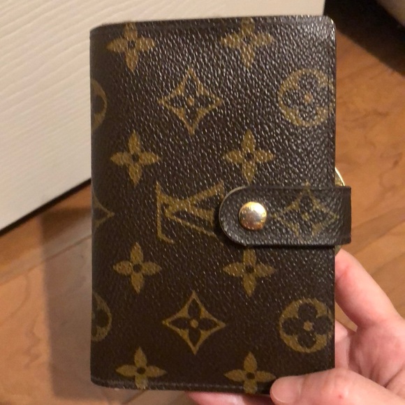 Louis Vuitton Handbags - Authentic Louis Vuitton French wallet